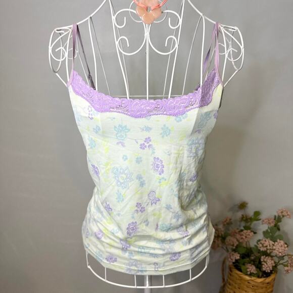 The cutest vintage y2k stretchy green & purple lace floral cami top - Picture 6 of 6